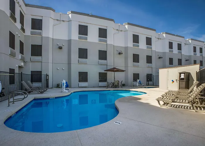 Hotel Surestay By Western Superstition Springs 3*