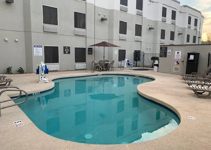 Surestay By Western Superstition Springs Hotel 3*